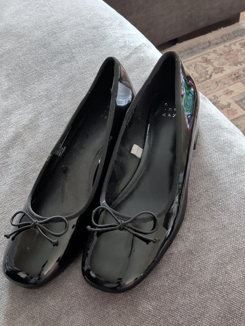 Black Patent Ballet Flats with Bow - Women